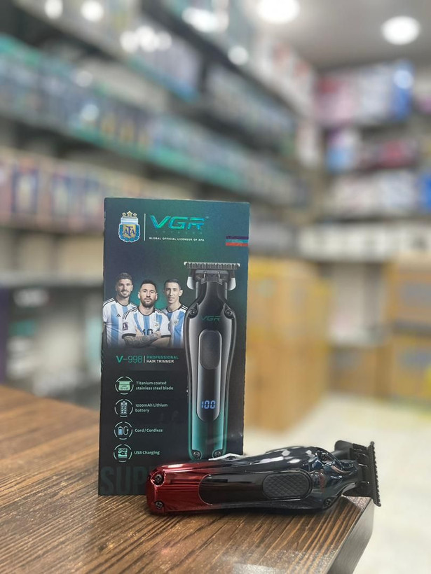 ماشین اصلاح سر و صورت وی جی آر مدل V-998 رنگ رندوم